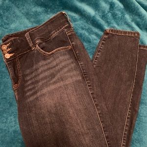 Torrid 16R Skinny Jeans jeggins style